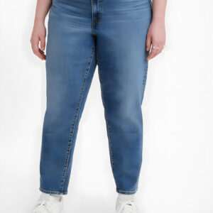 High-Waisted Mom Jeans in Blue